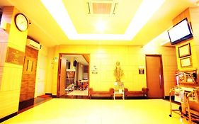 Avirahotel Panakkukang